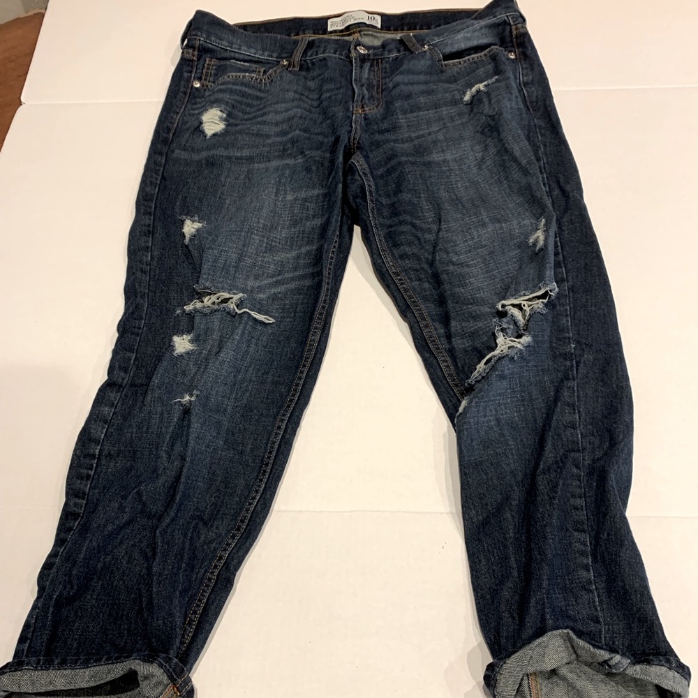 Abercrombie boyfriend straight leg distressed 10R